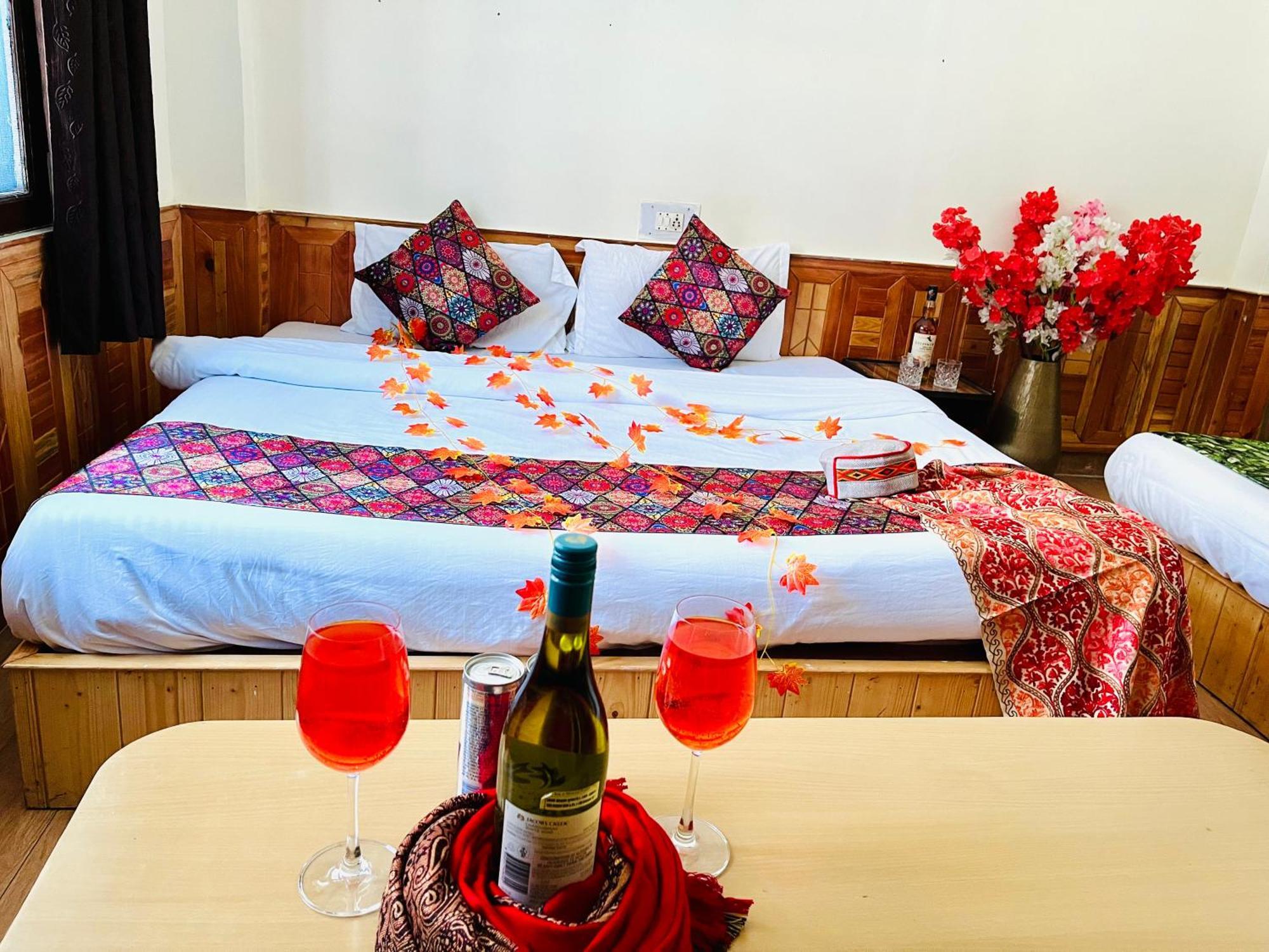 Hotel Pablo Escobar Касоль Екстер'єр фото