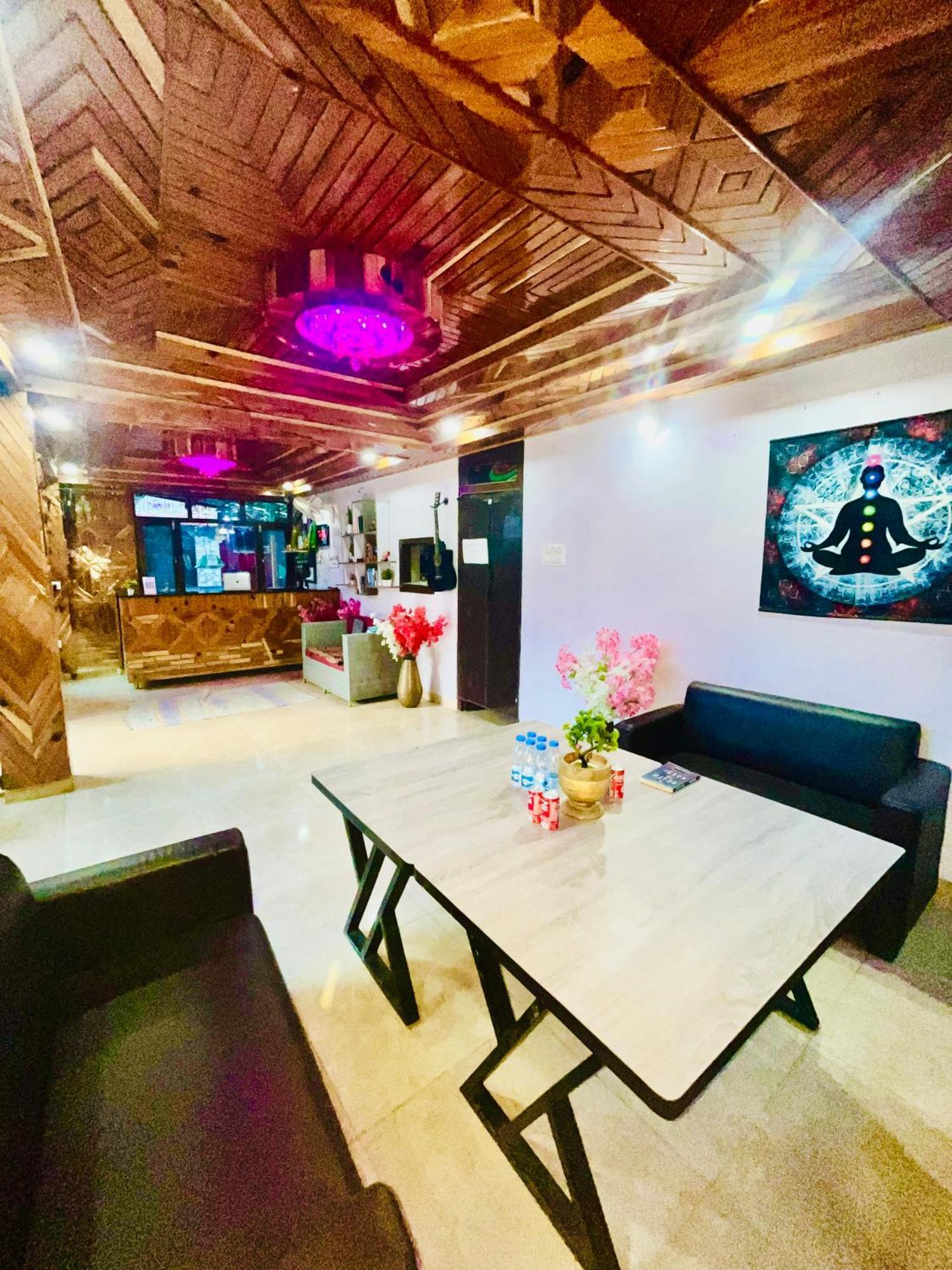 Hotel Pablo Escobar Касоль Екстер'єр фото